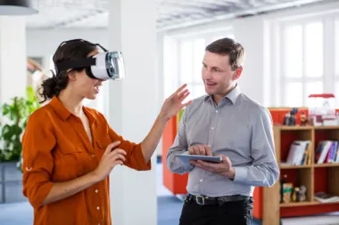Collaborative work: enriching interactions through immersive reality Collaborative work: enriching interactions through immersive reality